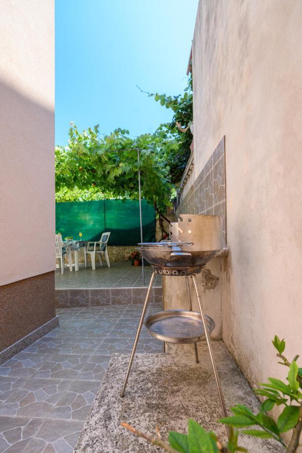 Apartmani Loreta Mali Losinj Exterior photo