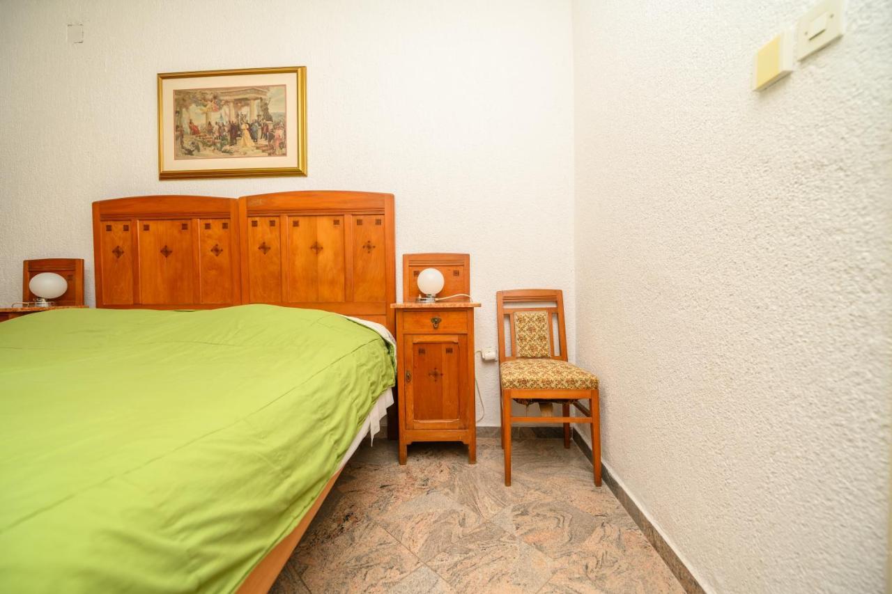 Apartmani Loreta Mali Losinj Exterior photo