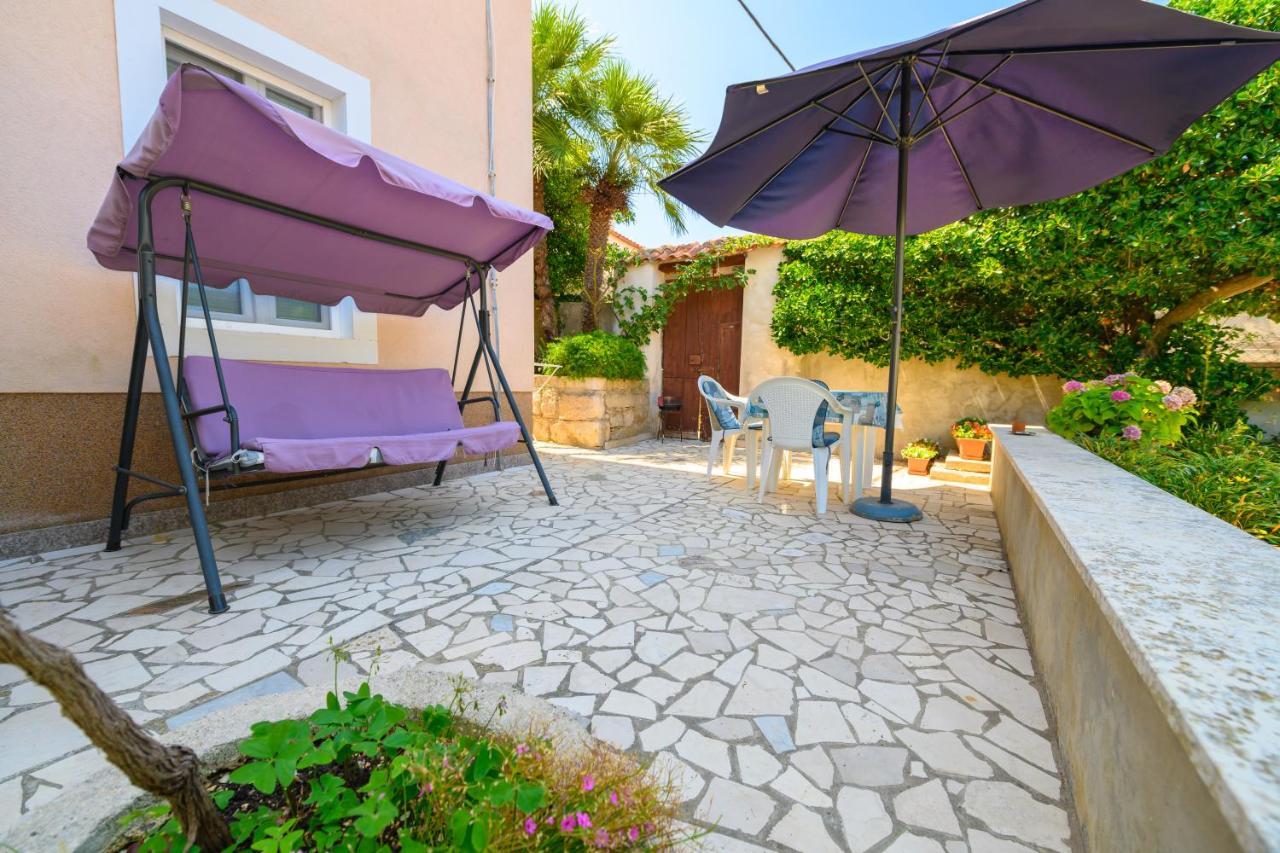 Apartmani Loreta Mali Losinj Exterior photo