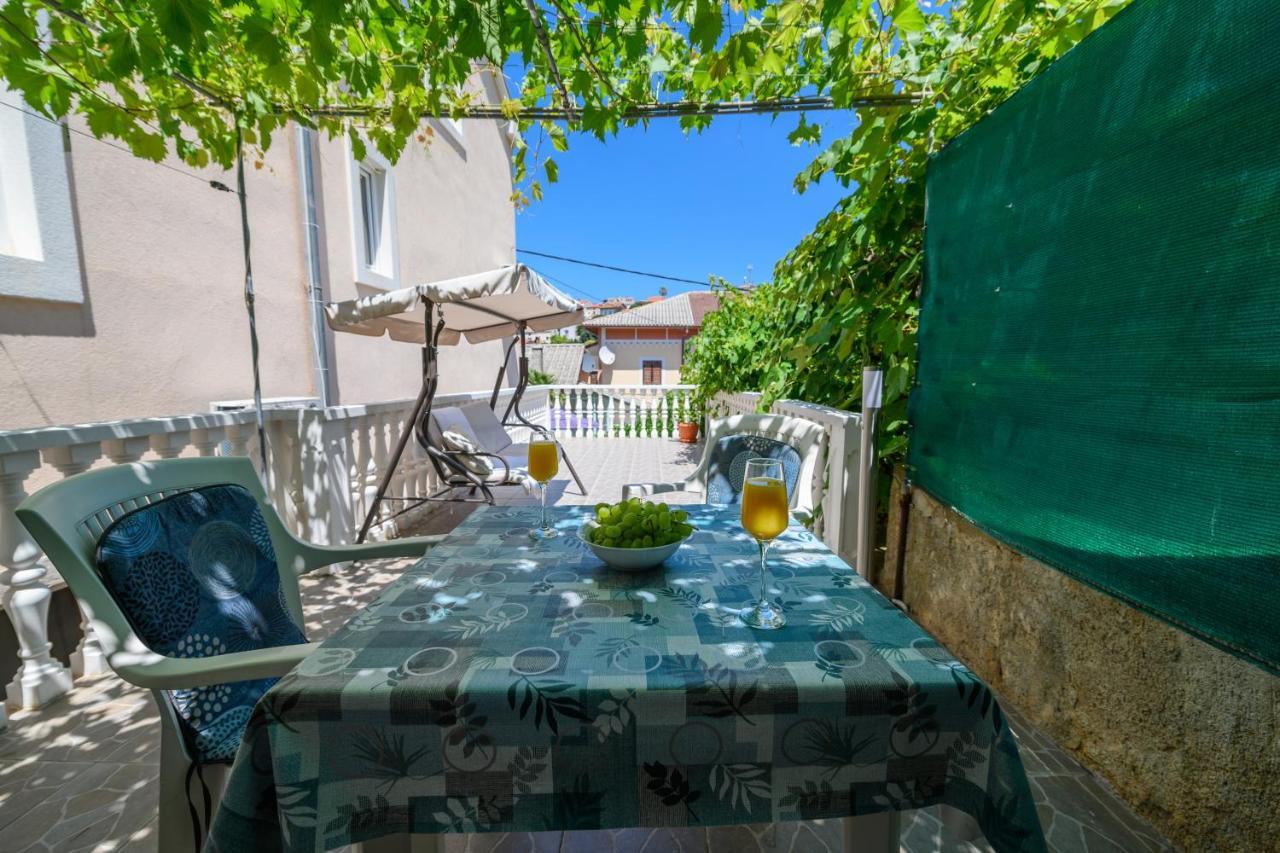 Apartmani Loreta Mali Losinj Exterior photo