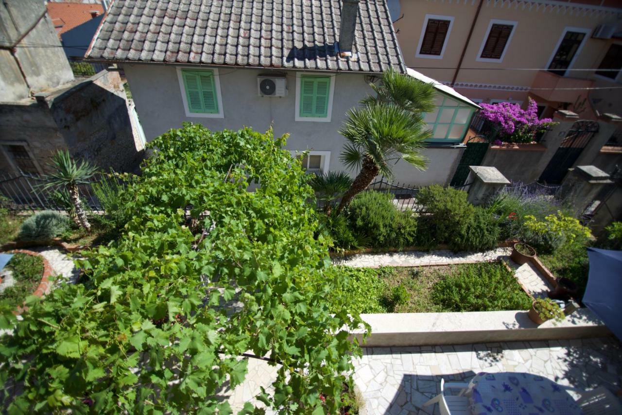Apartmani Loreta Mali Losinj Exterior photo